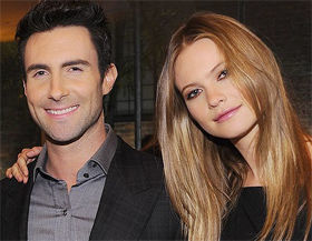 Солист Maroon 5, Адам Левин, помолвлен